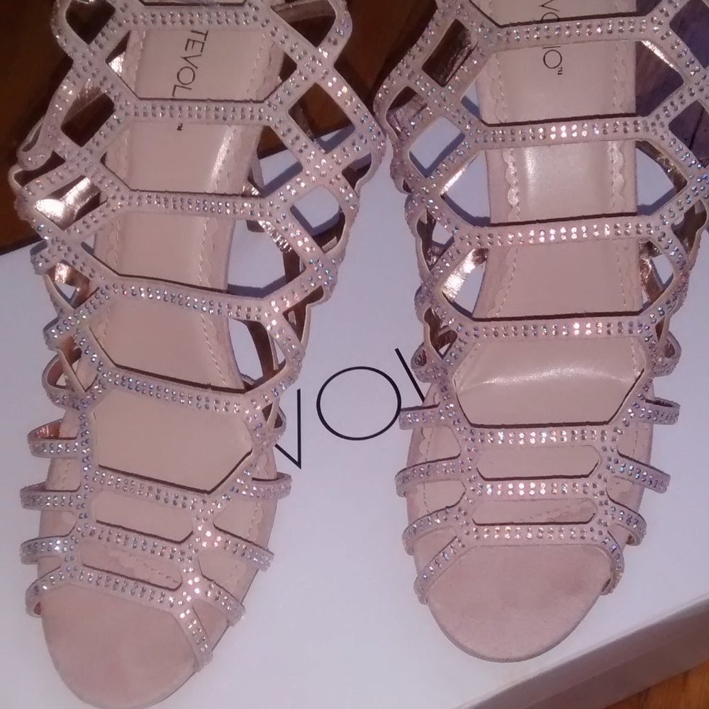 Tevolio strappy Sandals